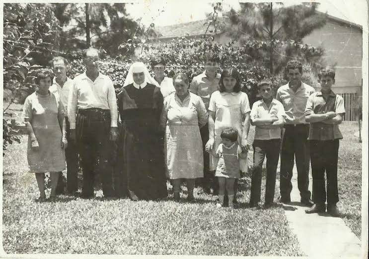 3   Familia No Seminário Em Maringá Década 1960